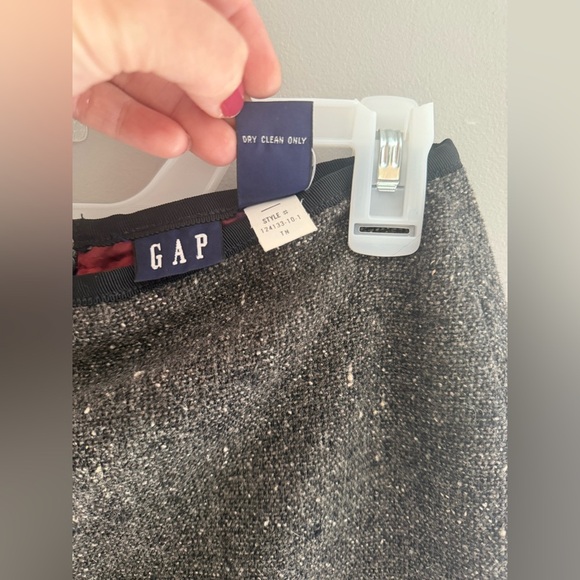 Gap Womens Skirt SZ 8 Grey Tweed Mini Lined Wool Blend Back Zip Y2K Academic - Picture 4 of 8